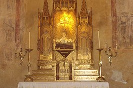 FOTO-6-CAPILLA-SMO.-CRISTO-ULTRAJES.JPG